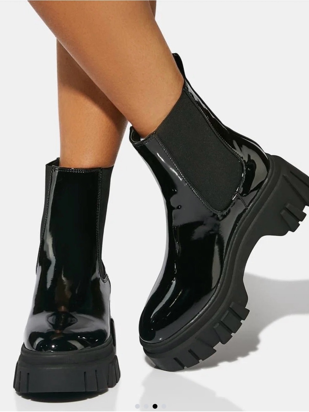 Chinese Laundry Jenny Black Patent Chelsea Lug Sole Boots - Women 9.5